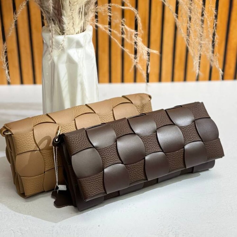 Arte Tessuto — Classic Genuine Leather Bags with Dual Straps and Card Organizer